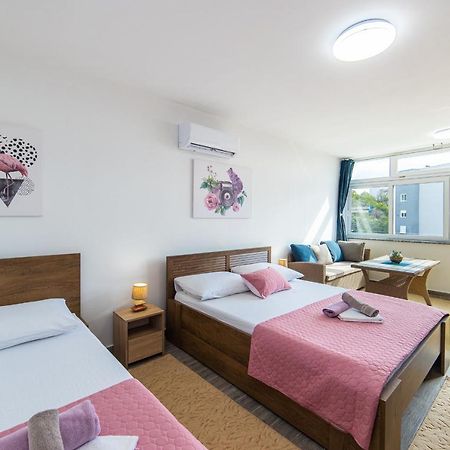 Apartment Sunrise Ploce โพลเช ภายนอก รูปภาพ