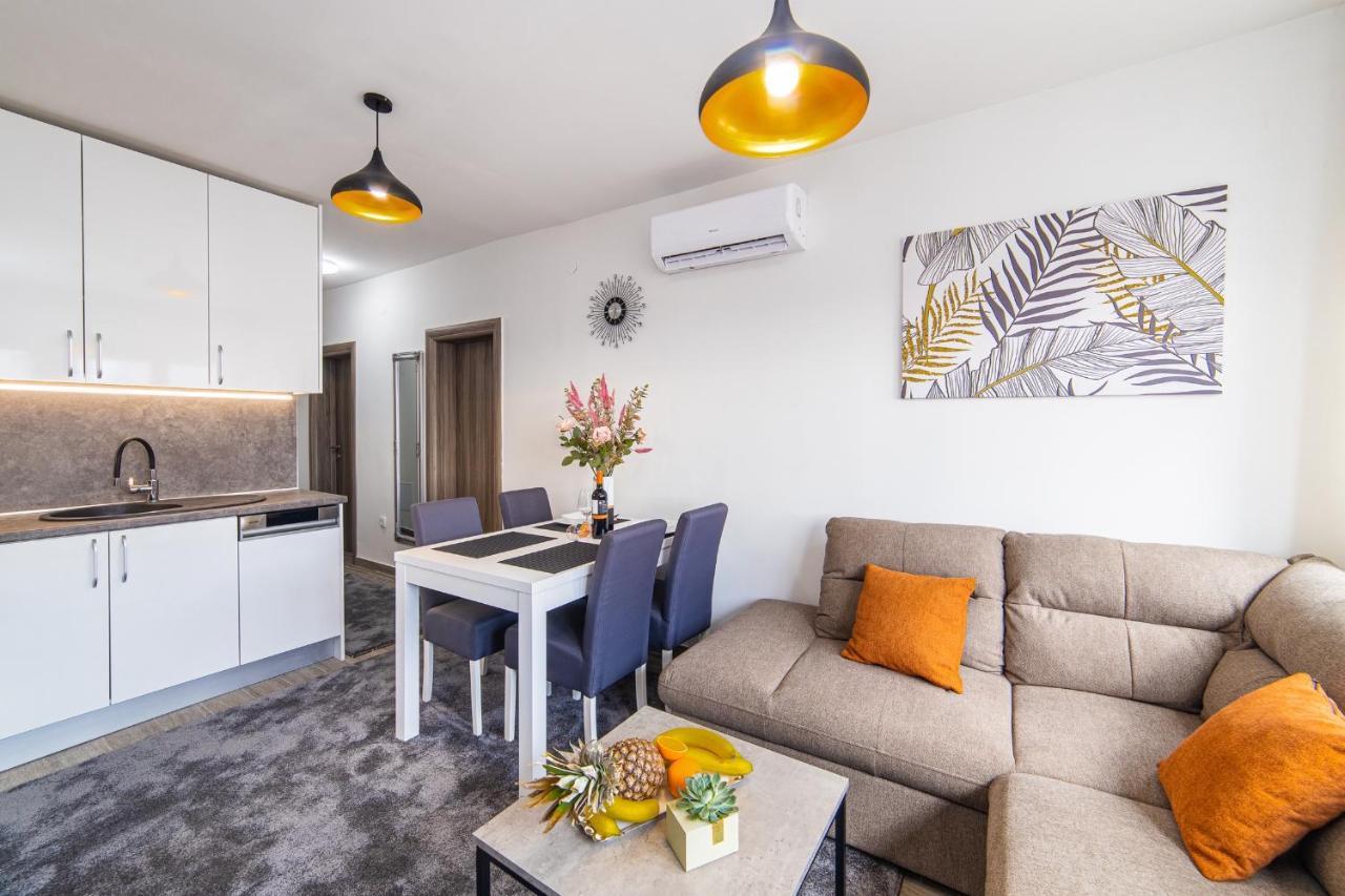 Apartment Sunrise Ploce โพลเช ภายนอก รูปภาพ