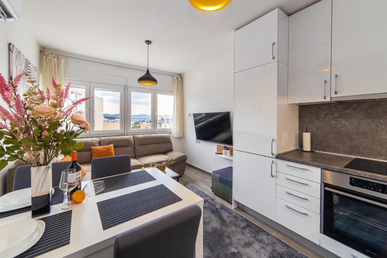 Apartment Sunrise Ploce โพลเช ภายนอก รูปภาพ
