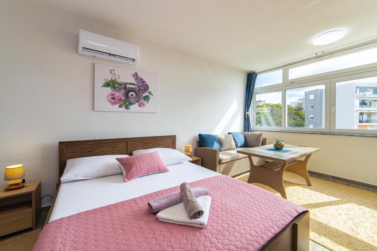 Apartment Sunrise Ploce โพลเช ภายนอก รูปภาพ