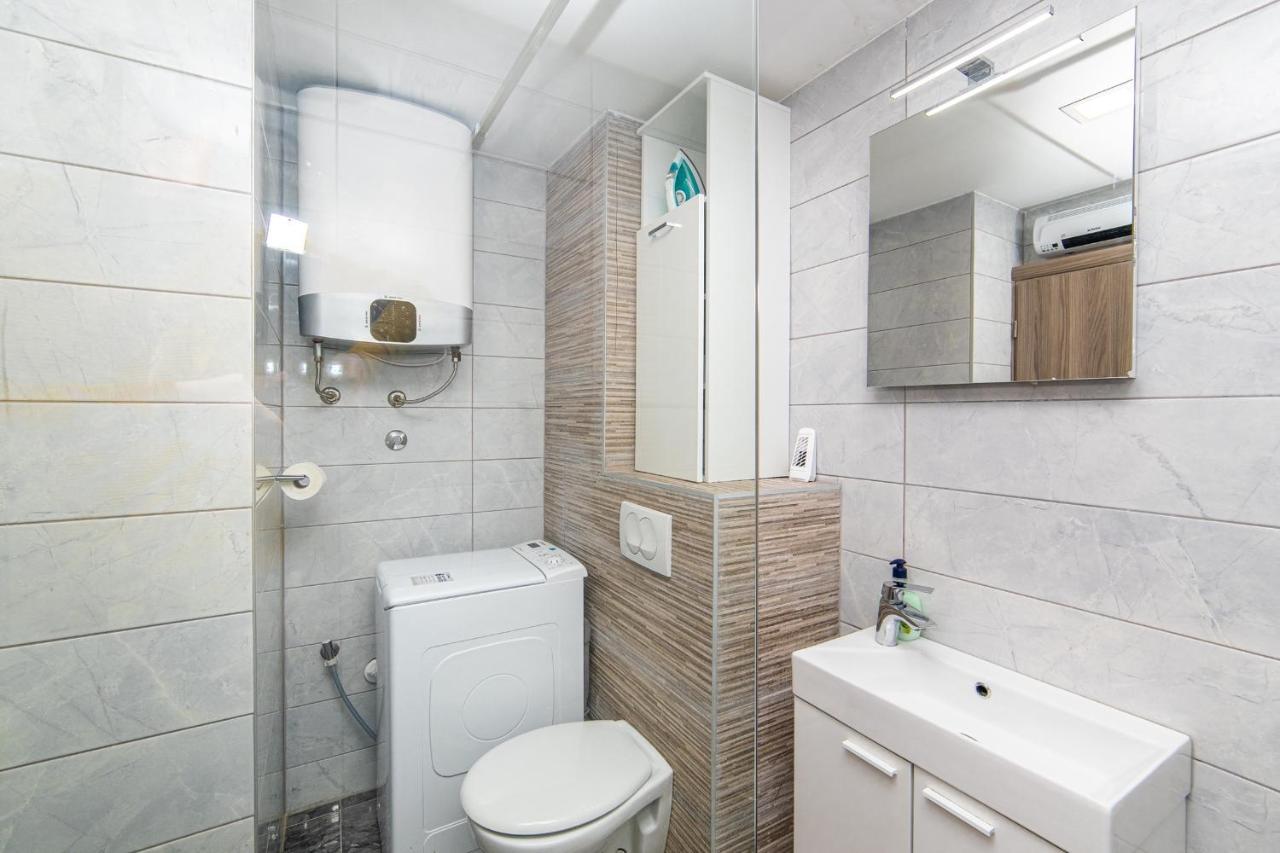 Apartment Sunrise Ploce โพลเช ภายนอก รูปภาพ